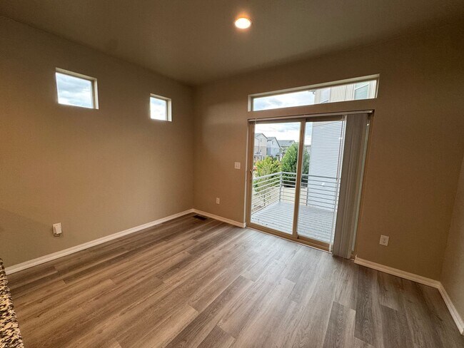 Building Photo - 6153 Callan Dr