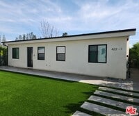 Building Photo - 422-422-1 Almond Ave