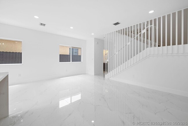 Building Photo - 1355 NW 42nd St