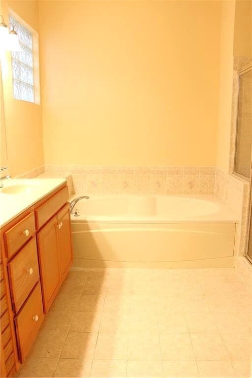 Building Photo - 10670 Old Hammock Wy