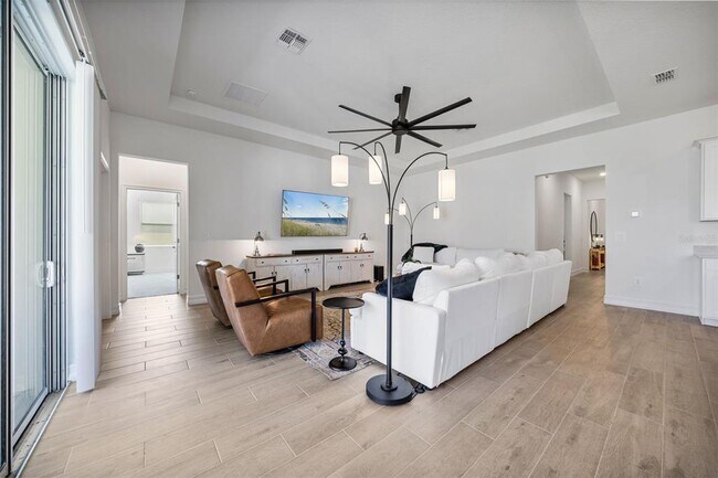 Building Photo - 6834 115th St E