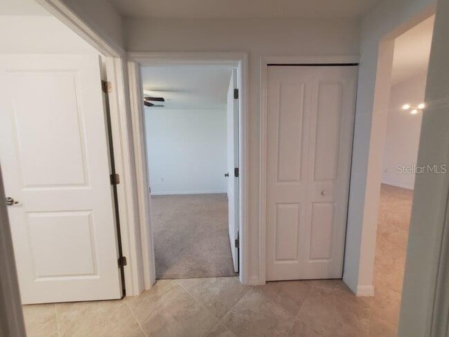 Building Photo - 14184 Heritage Landing Blvd