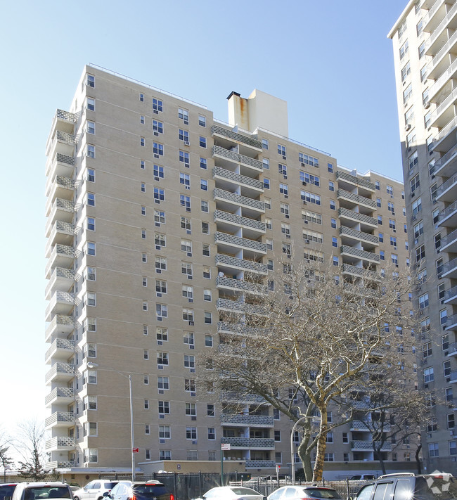 Seacoast Towers Co-Op Apartments - Brooklyn, NY | Apartment Finder