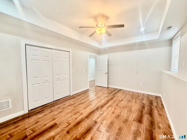 Building Photo - 53 Moulthrop St