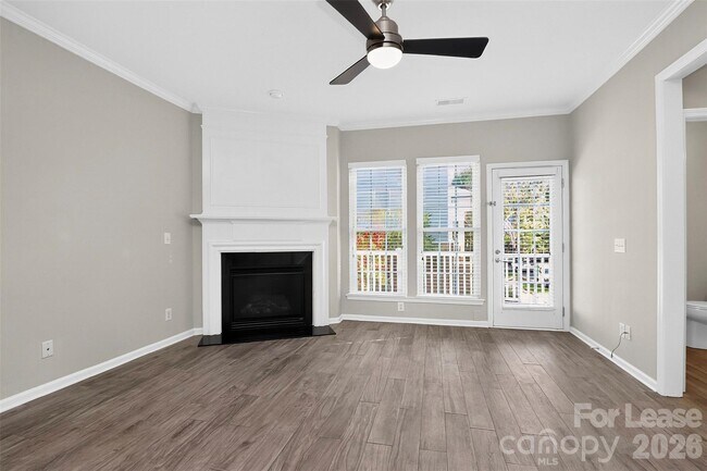 Building Photo - 629 6th Baxter Crossing
