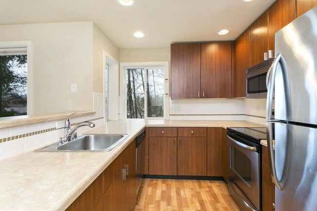Building Photo - 16101 Bothell Everett Hwy