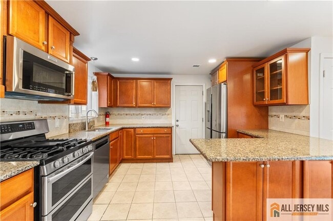 Building Photo - 1 Stanton St