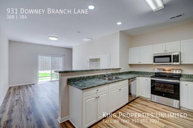 Building Photo - 931 Downey Branch Ln