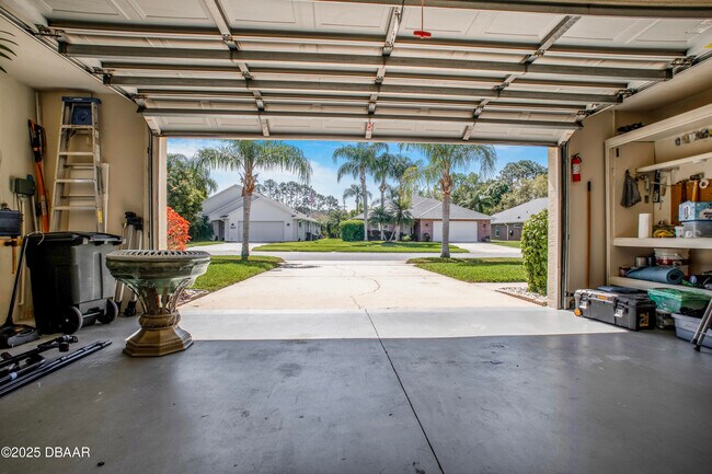 Building Photo - 6115 Sabal Point Cir
