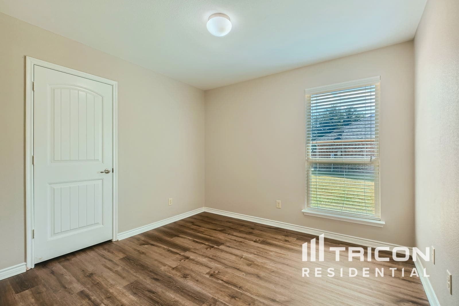 Building Photo - 1426 Rapids Ct
