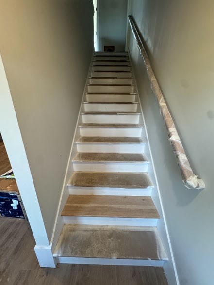 Building Photo - 263 W Spring St