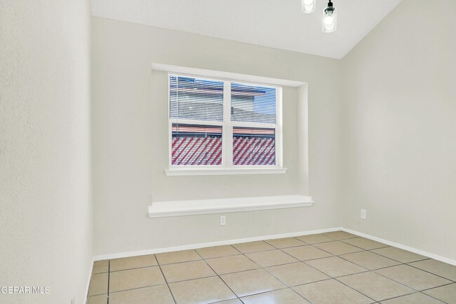 Building Photo - 7212 Westover Dr