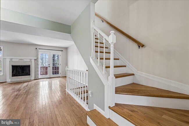 Building Photo - 2002 Derby Ridge Ln