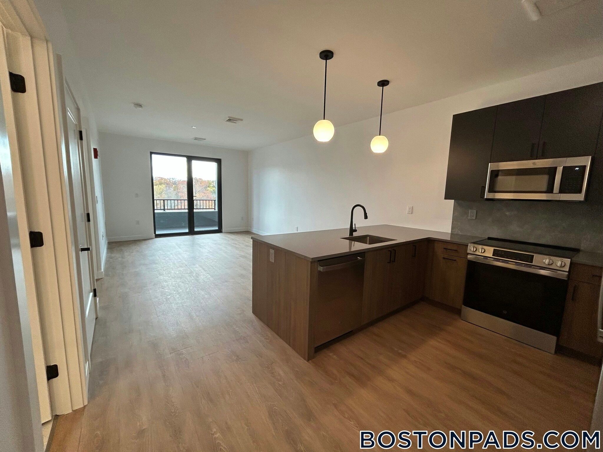 Building Photo - 199 Gardner St