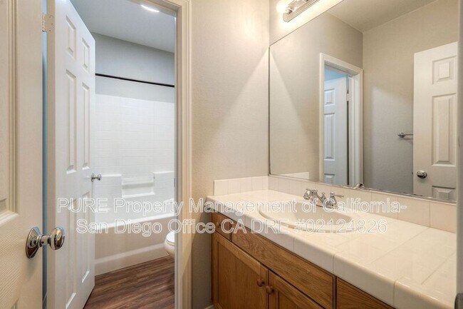 Building Photo - 1428 Heatherwood Ave