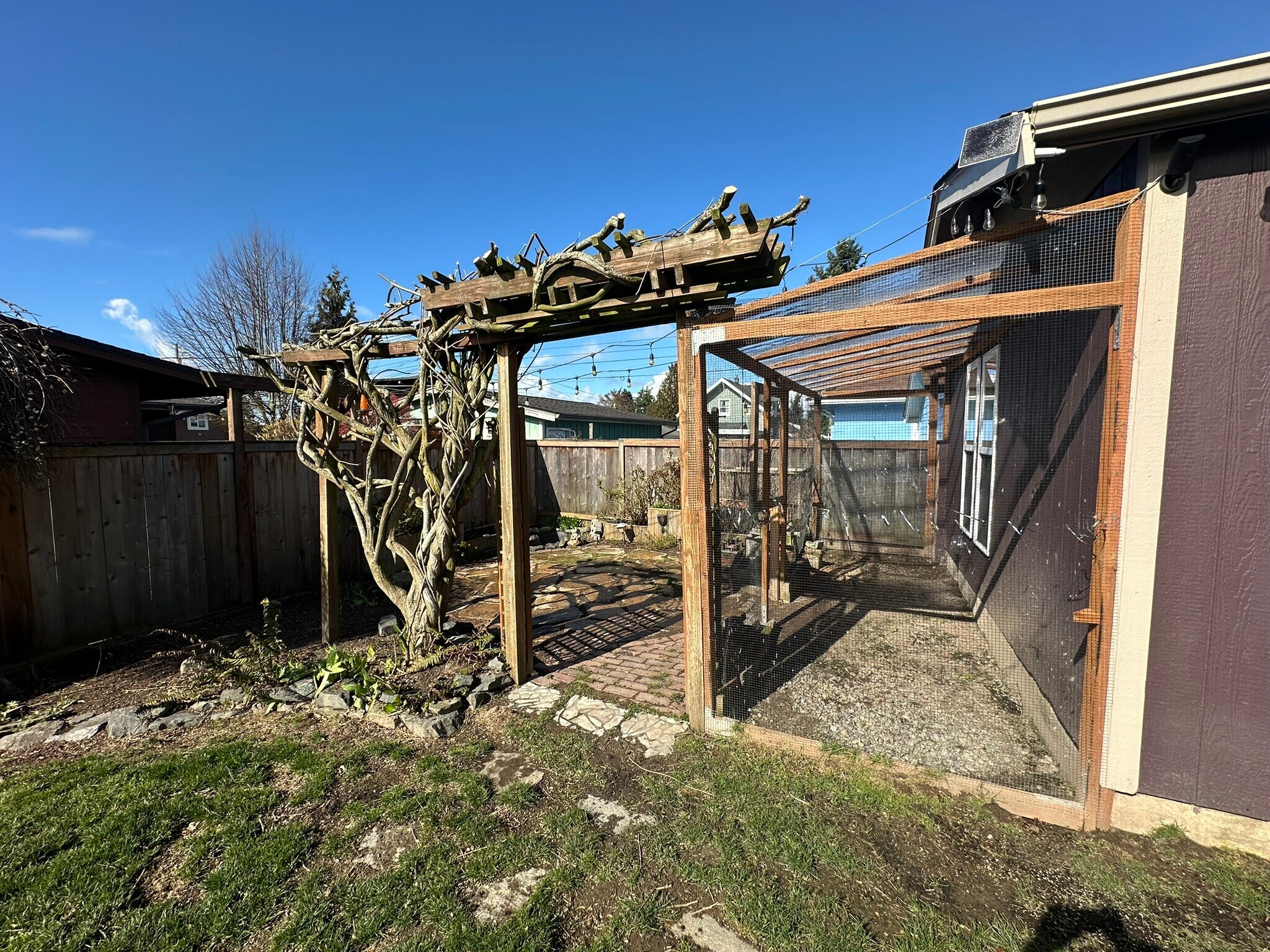 Building Photo - 701 S 59th St