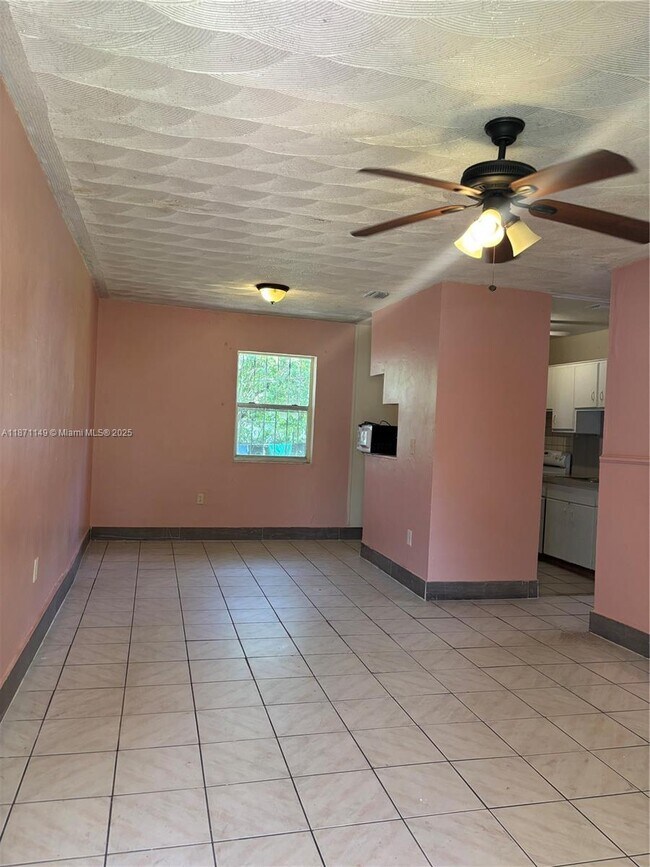 Building Photo - 1685 NW 133rd St