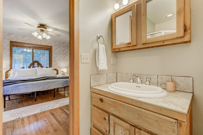 Building Photo - 9415 Ute Rd