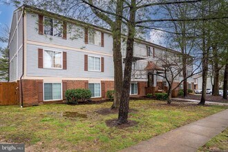 Building Photo - 4420 Groombridge Way