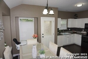 Building Photo - 3518 Alonzo Fields