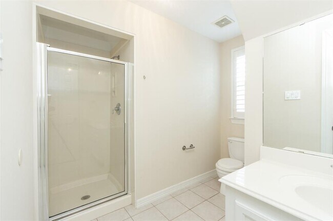 Building Photo - 6318 Elm Ct