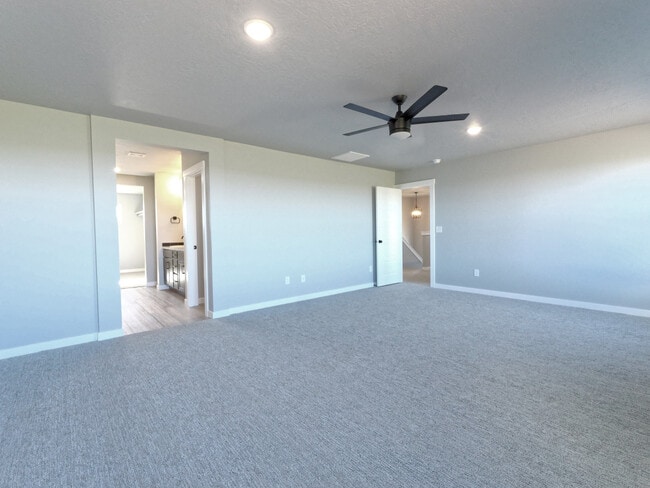 Building Photo - 5126 E Sylvan Hart Dr