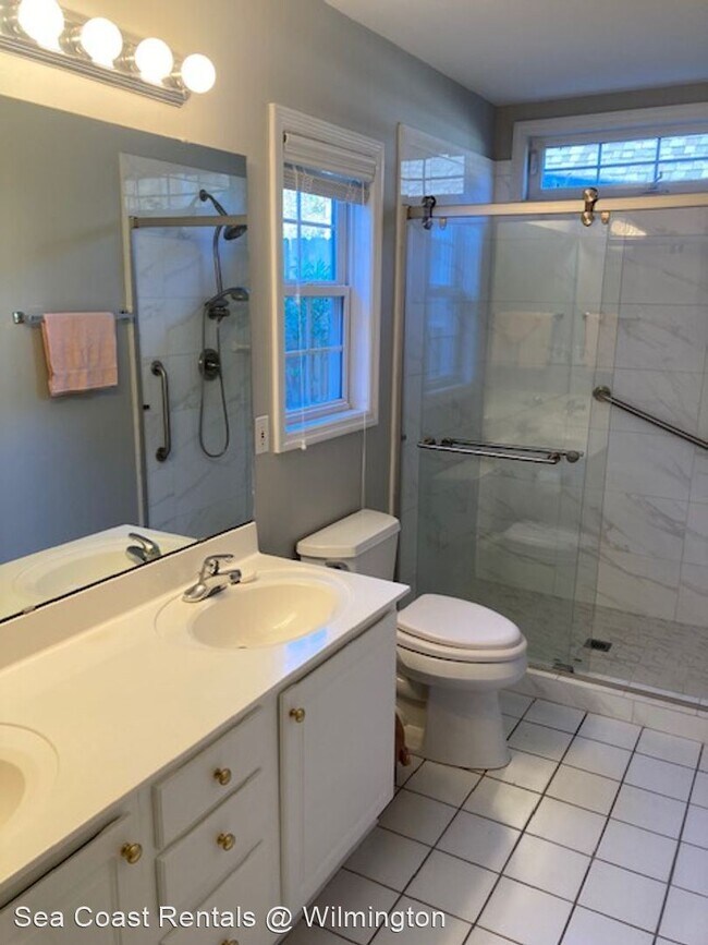 Building Photo - 3 br, 3 bath House - 5112 Long Pointe Road