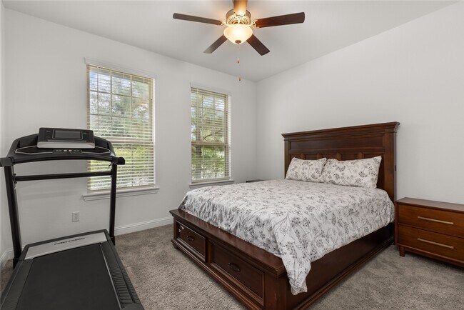 Building Photo - 28230 Emerald Bnd