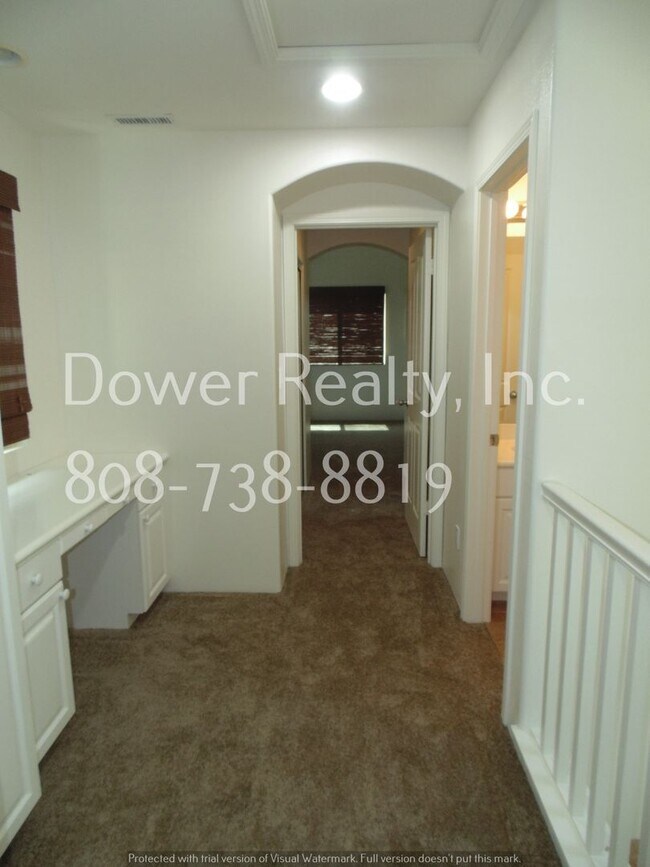 Building Photo - 4/3/2 at Ocean Pointe!