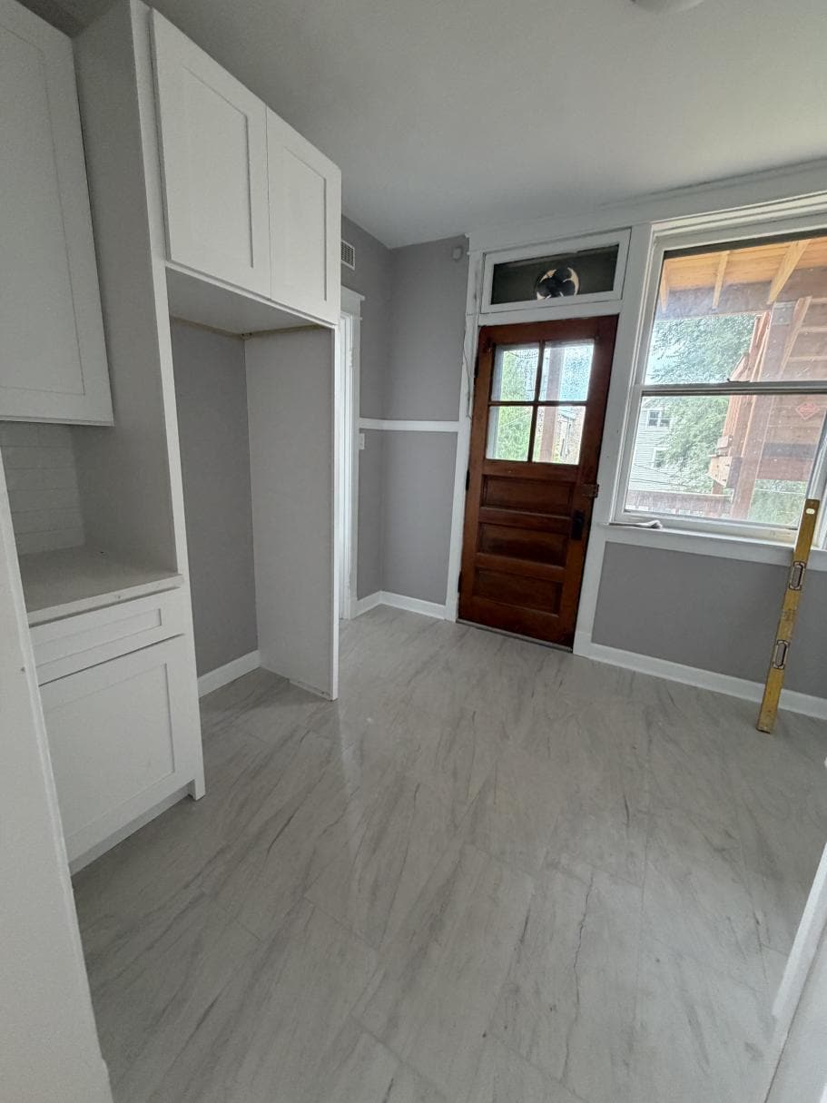 Building Photo - 3931 N Kostner Ave