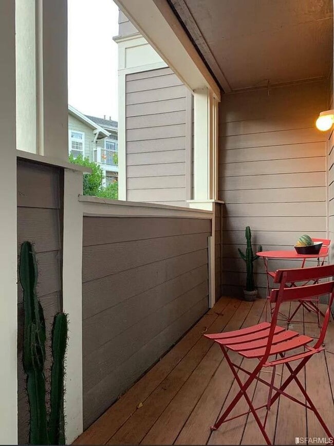 Building Photo - 513 Swallowtail Ct