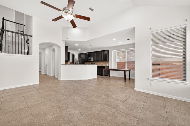 Building Photo - 17415 Sandalisle Ln
