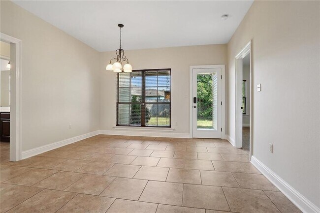 Building Photo - 4422 Bay View Dr
