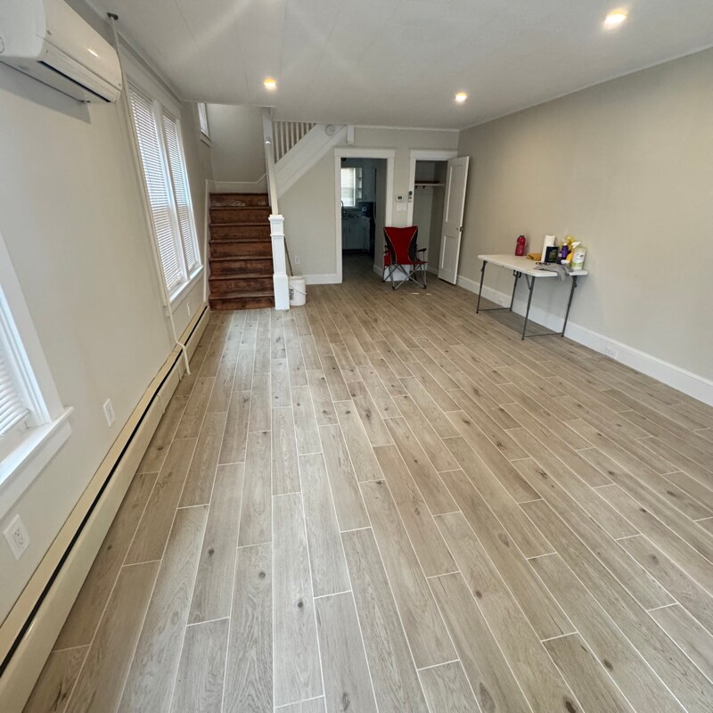 Building Photo - 1117 Fern Ave