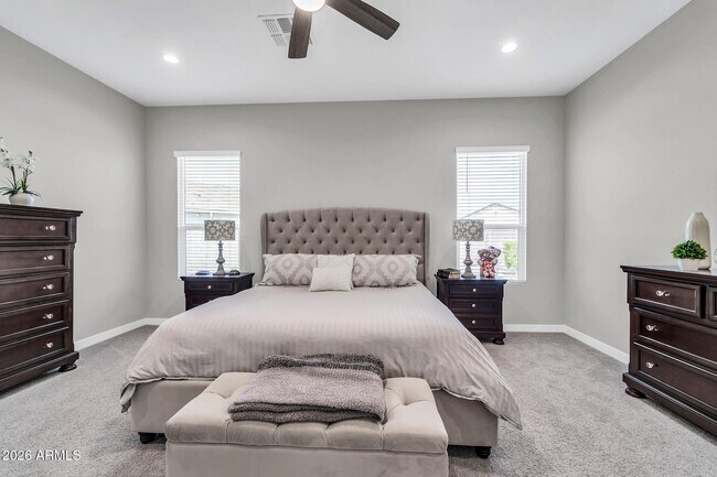 Building Photo - 10518 W Albert Ln