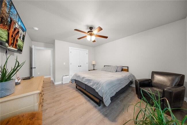 Building Photo - 396 N Torc Ln