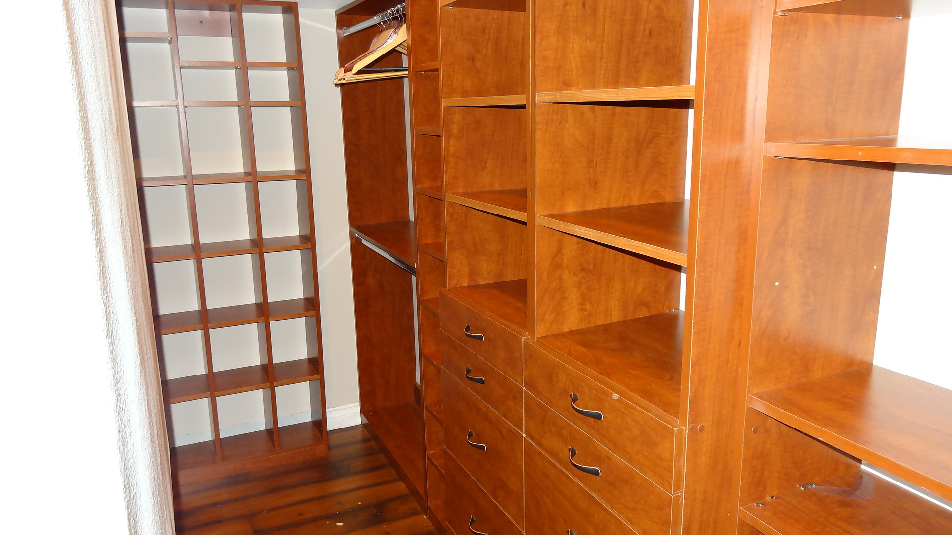 Building Photo - 12913 Winthrop Ave