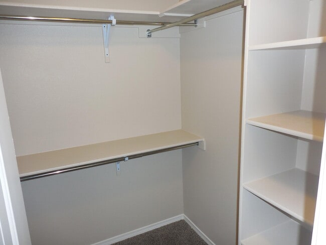 Building Photo - 963 Aircoupe Way