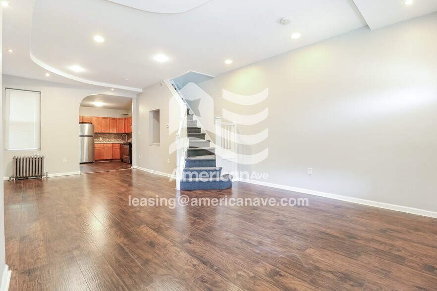 Building Photo - 861 Church Ln