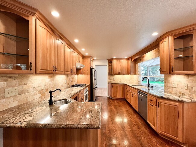 Building Photo - Charming 4 Bedroom Browns Valley Napa Home