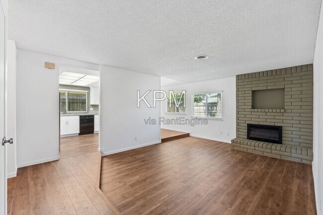Building Photo - 1735 Kingwood Ave