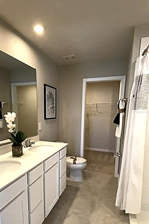 Building Photo - 14124 Crimson Ave