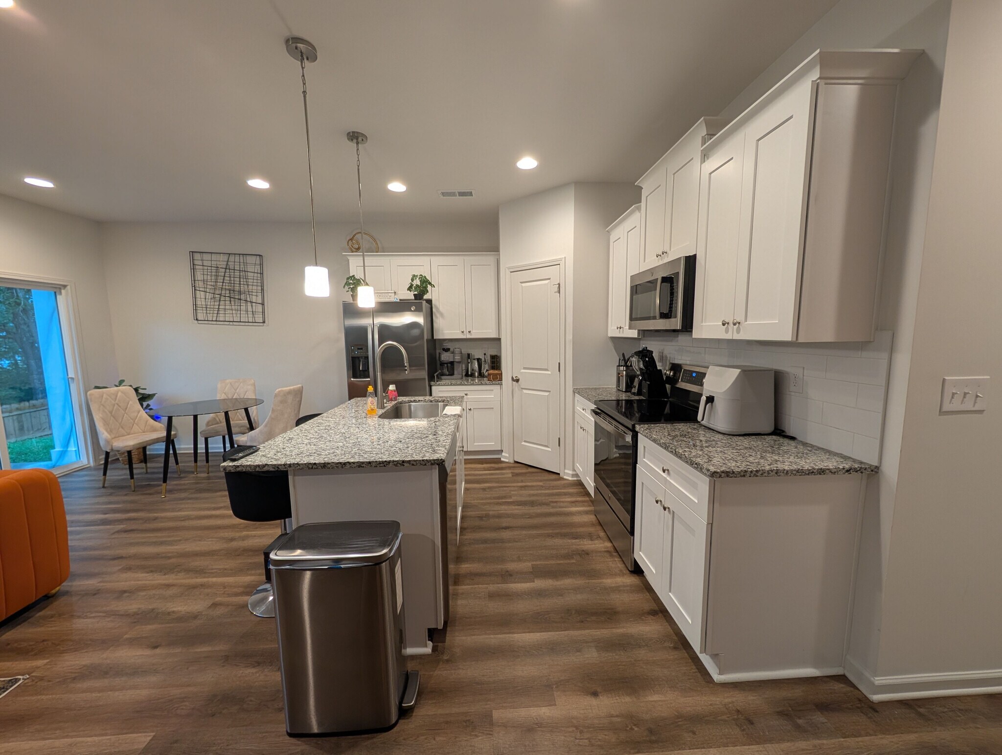 Building Photo - Room in Townhome on Sullins Rd