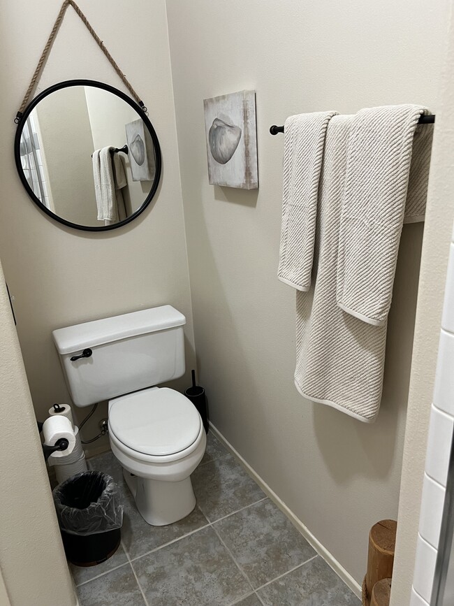 Building Photo - 28801 El Adolfo