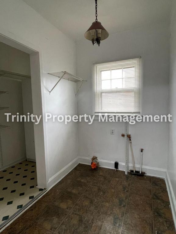 Building Photo - 407 Maryland Ave