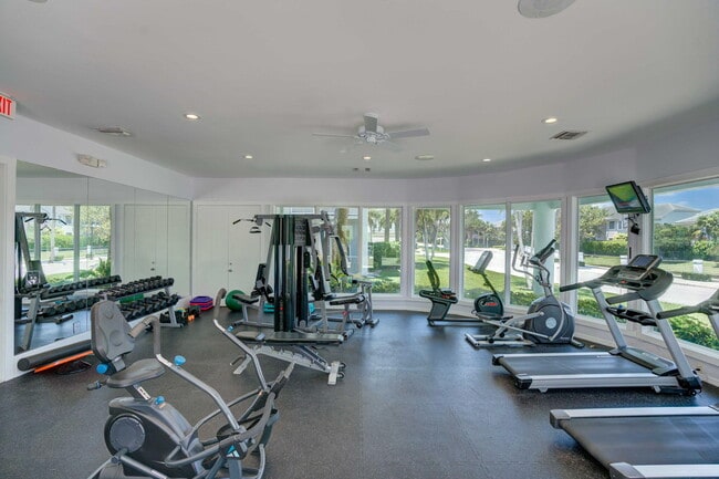 Building Photo - 805 Mainsail Cir