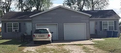 Primary Photo - 1820 7th Ave