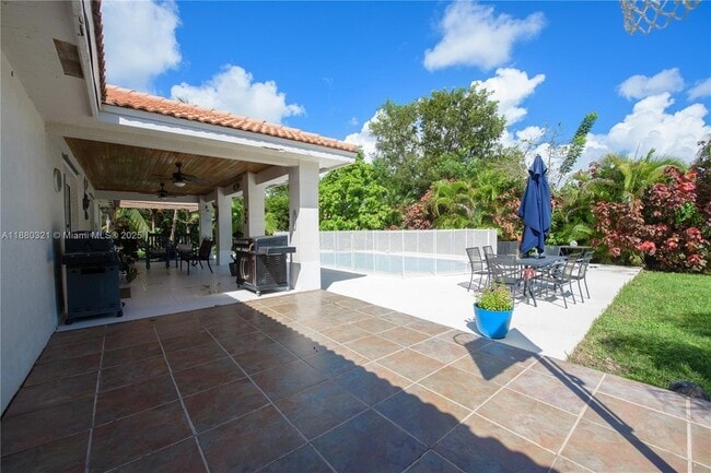 Building Photo - 27651 SW 155th Ave