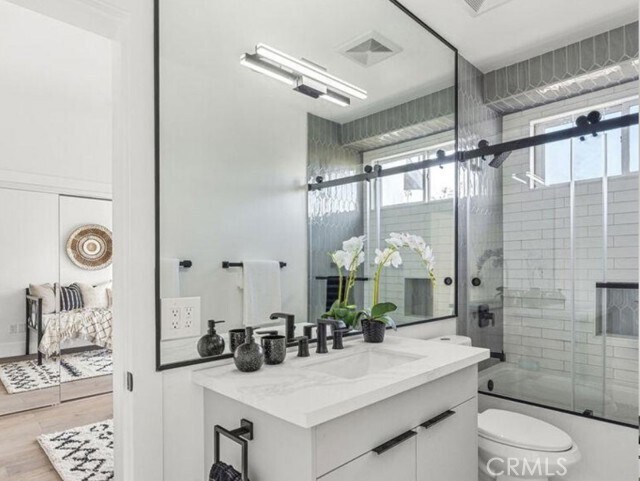 Building Photo - 6422 Weidlake Dr