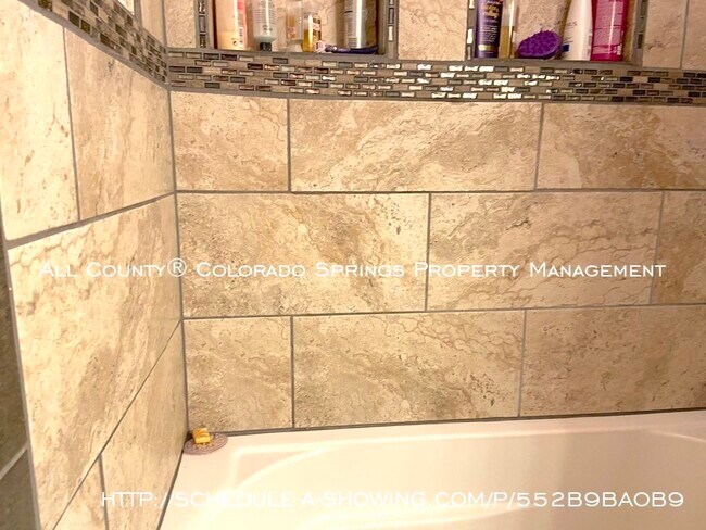 Building Photo - 4110 Little Crown Ln